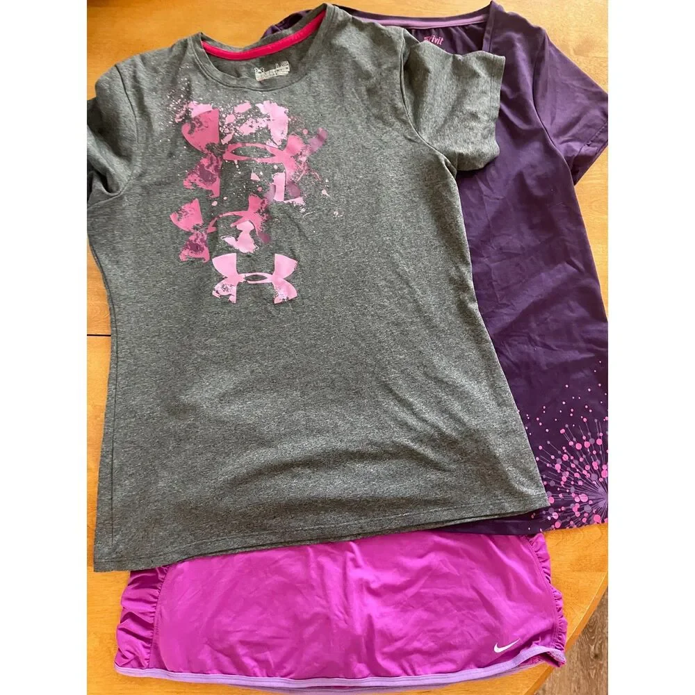 Lot 3 Workout Outfits 2 Tops 1 Nike Skort, Under Armour Purple & Gray Size M/L - Picture 2 of 13